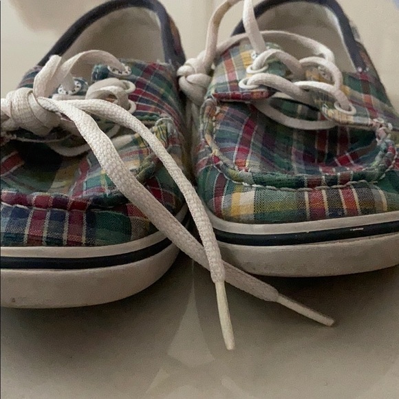 Vans - Picture 2 of 3